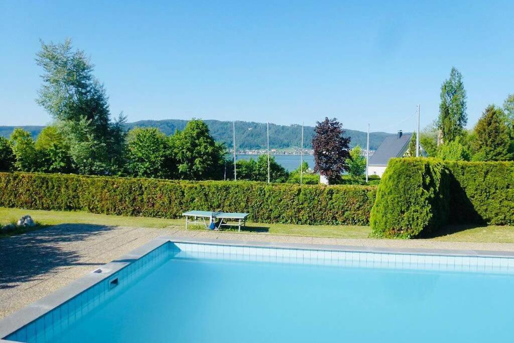 Die Seeblume - Ferienwohnung Mit Pool Und Seeblick Bodman-Ludwigshafen Exterior foto
